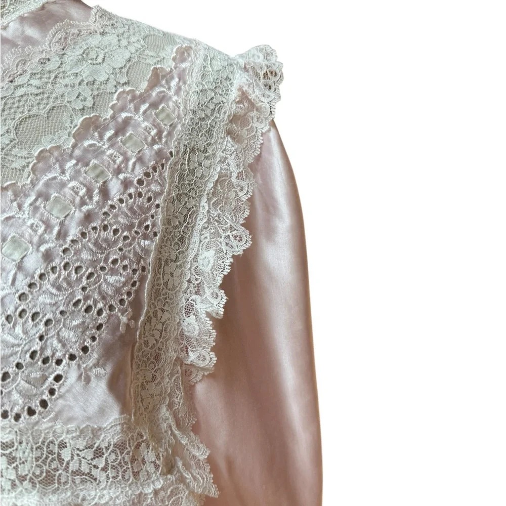 1980s Christian Dior Lace & Open Weave Embellishment Nightgown‎ - Picture 4 of 11
